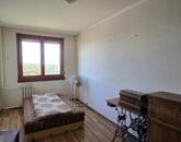 Cegléden a buszállomás mellett, 55 m²-es 2 szobás panellakás eladó!