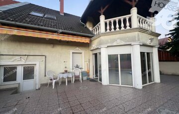Eladó családi ház