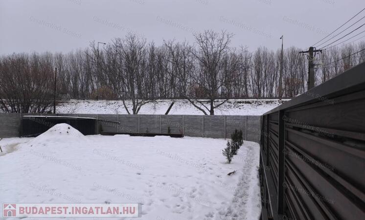 Szolnok kertvárosi részén 480 m2-es építési telek eladó!                                 