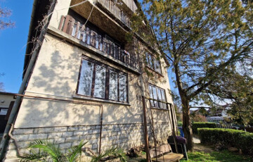 Eladó családi ház