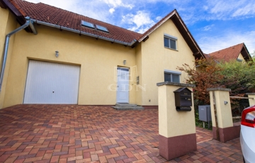 Eladó családi ház