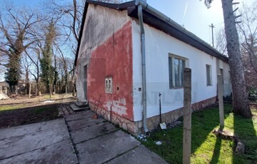 Eladó családi ház