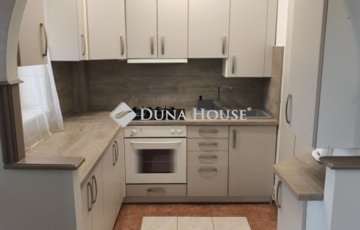 Eladó lakás