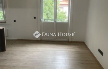 Eladó lakás