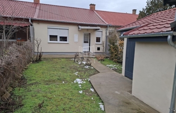 Eladó családi ház