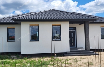 Eladó családi ház