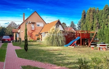 Eladó családi ház