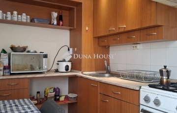 Eladó lakás