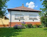 Eladó családi ház Dunaföldvár 39 900 000 Ft