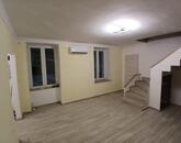 Eladó Budapesi Lipotvárosi 64 m2 tégla lakás.