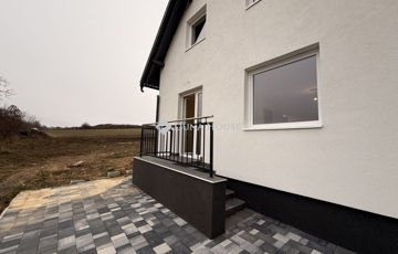 Eladó családi ház