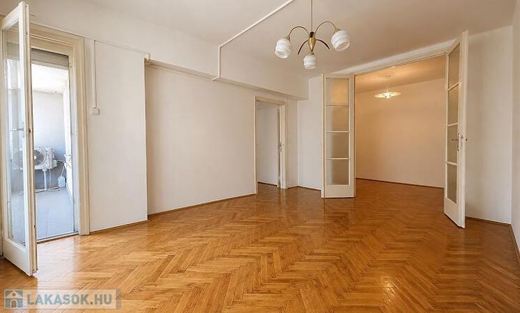 25856                                 