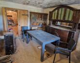 Eladó hangulatos pince Tokodon!