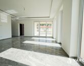 Eladó családi ház Tinnye 124 900 000 Ft