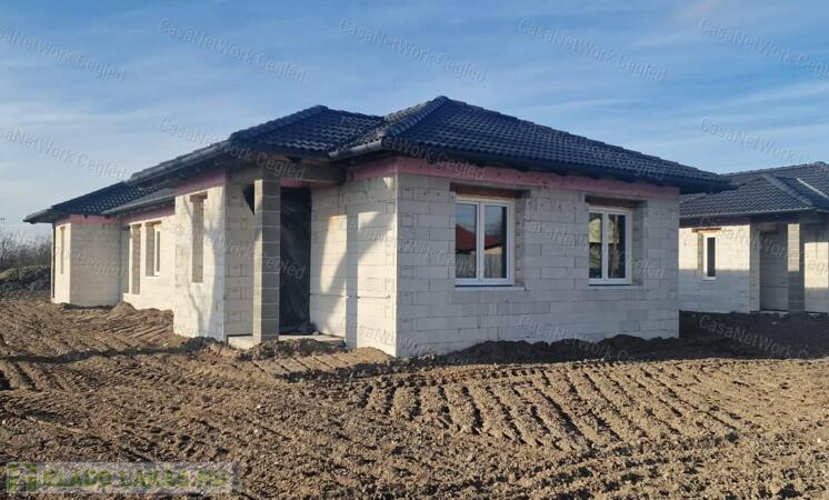 Eladó új építésű ikerház Cegléden – II. lakás                                 