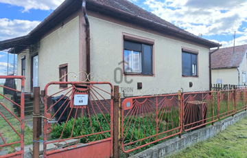 Eladó családi ház