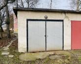Eladó 20 m2-es szélső garázs Tatabánya-Kertváros lakóövezetében!