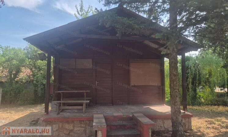 Komárom-Koppánymonostor eladó nyaraló/telek                                 