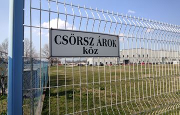 Eladó telek/földterület