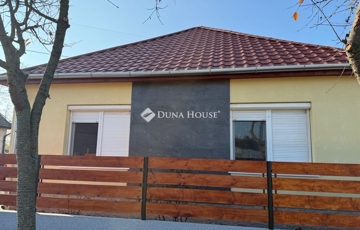 Eladó családi ház