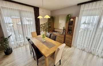 Eladó családi ház