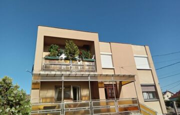 Eladó családi ház