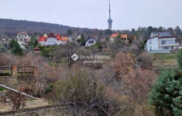 Eladó telek/földterület