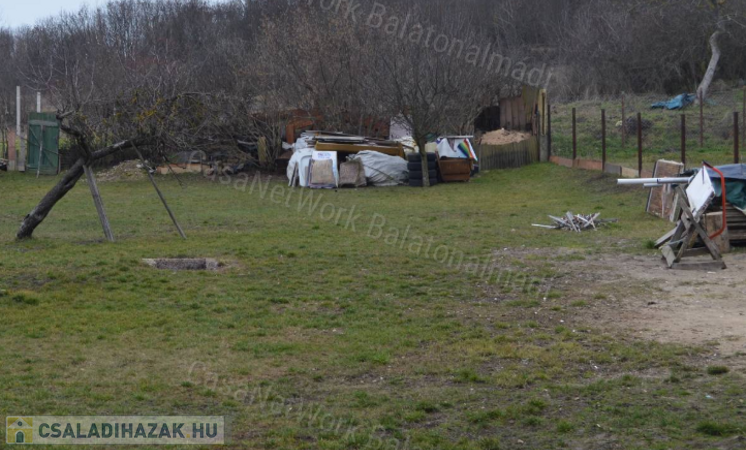 Bővítésre is alkalmas kicsi ház, nagyot álmodóknak!                                 