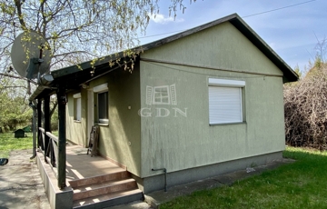 Eladó üdülő/nyaraló