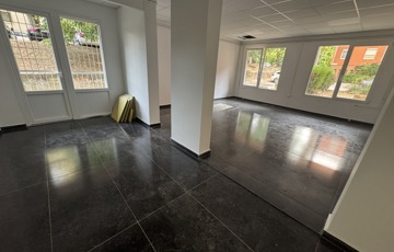 Eladó iroda/üzlethelyiség