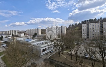 Eladó lakás