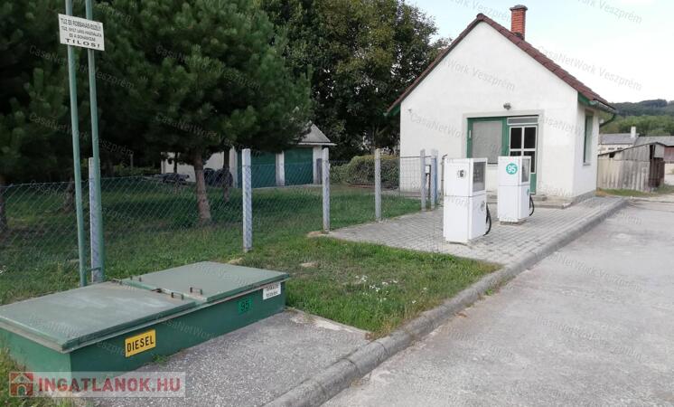 2 kútfejes benzinkút eladó, BAKONYSZENTKIRÁLY