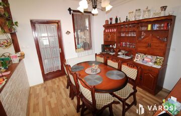 Eladó családi ház