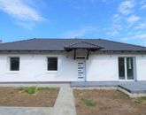 Eladó családi ház Pécel 119 900 000 Ft