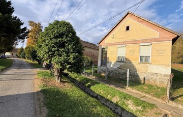 Eladó családi ház