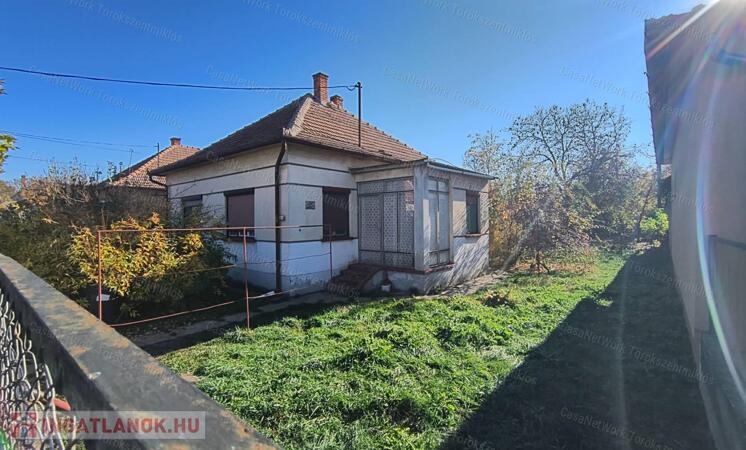 Eladó családi ház Törökszentmiklóson!
