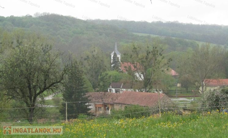 Eladó zártkert (nem kifüggesztéses) Kaposvártól 20 km-re Gálosfán!