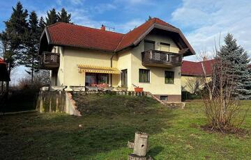 Eladó családi ház