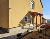 Eladó családi ház Pécs 199 000 000 Ft