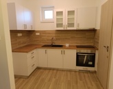 Eladó családi ház Nyáregyháza 73 500 000 Ft