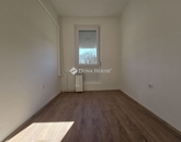 Eladó lakás Pécs 44 900 000 Ft