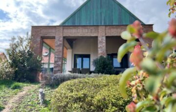 Eladó családi ház