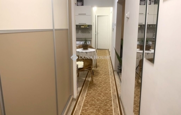 Eladó lakás
