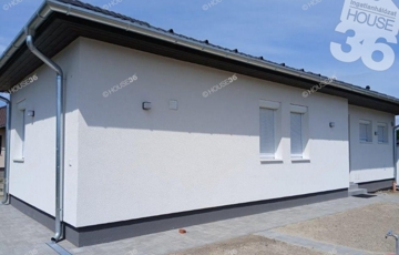 Eladó családi ház