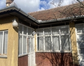 Eladó családi ház Monor 68 000 000 Ft