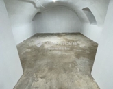 Eladó iroda/üzlethelyiség Pécs 37 900 000 Ft