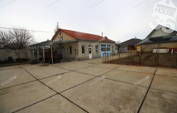 Eladó ipari ingatlan