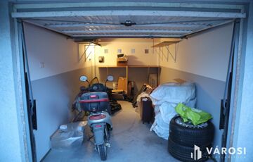 Eladó garázs