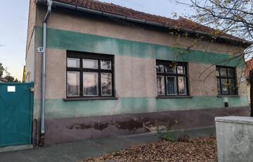 Eladó családi ház