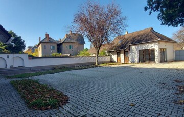 Eladó családi ház